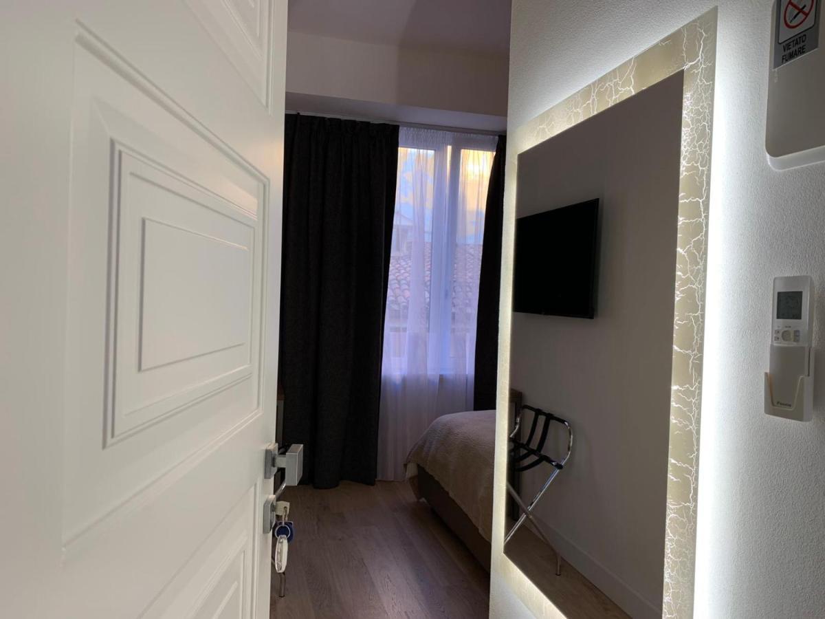 B&B Galleria Cavour Bologna Exterior photo
